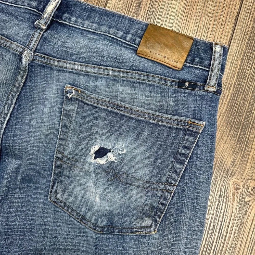 Lucky Brand 361 Vintage Straight Mens Jeans 36x34 Blue Distressed Denim Pants
